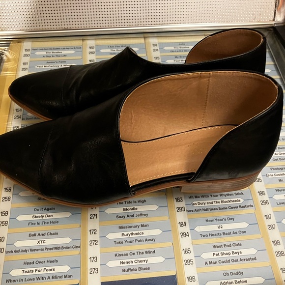 Catherine Malandrino Black Loafers - Picture 5 of 11